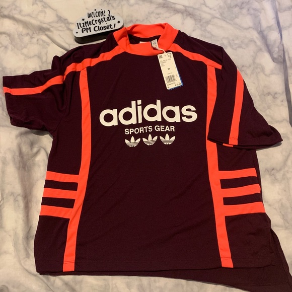 Adidas T-Shirt Size Medium - Picture 1 of 5